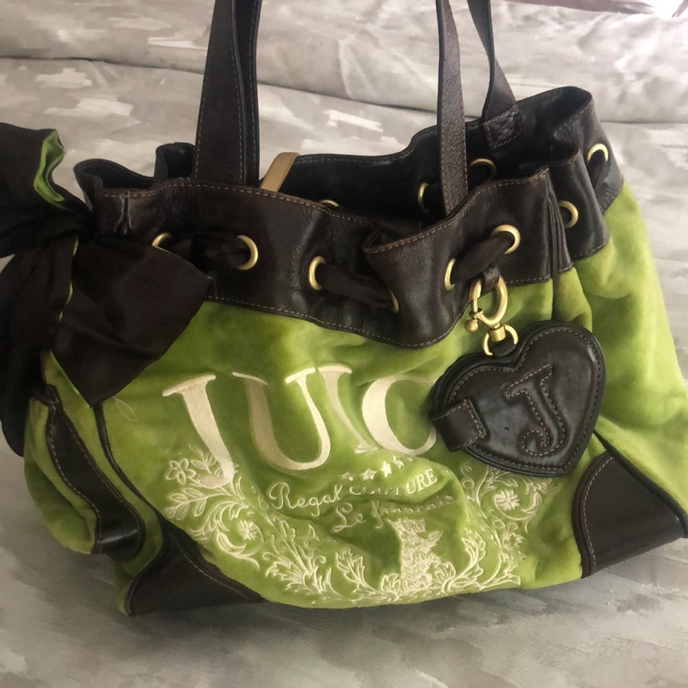 Shoulder bag